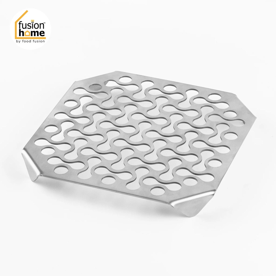 Connect Loop Trivet, laser-cut by Moon Steel for Food Fusion